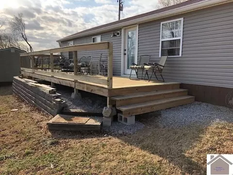 2794 Us Hwy 641, Fredonia, KY 42038