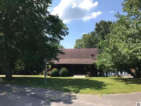 61 Driftwood Dr, Cadiz, KY 42211