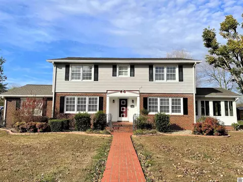 1616 Keenland, Murray, KY 42071