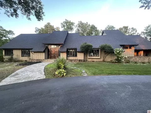 1309 Doran, Murray, KY 42071
