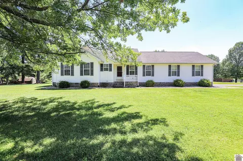 142 Fontaine Hts, Benton, KY 42025