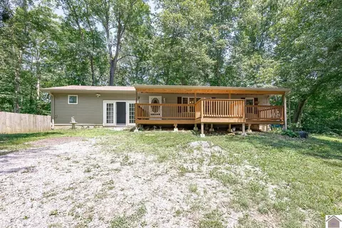 280 Birchwood Dr, Cadiz, KY 42211