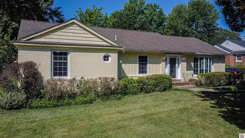 415 Cardinal Ln, Paducah, KY 42001