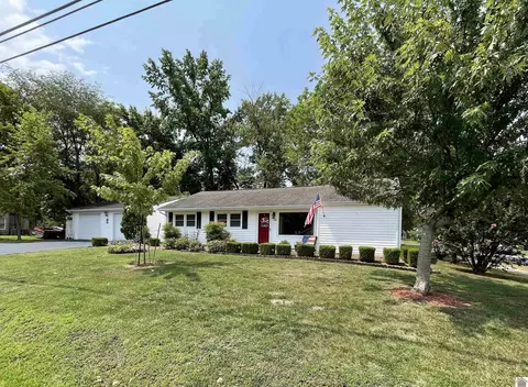 1027 32nd St, Paducah, KY 42003