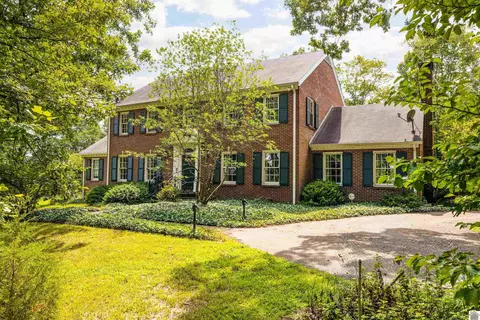 1504 S 12th St, Murray, KY 42071