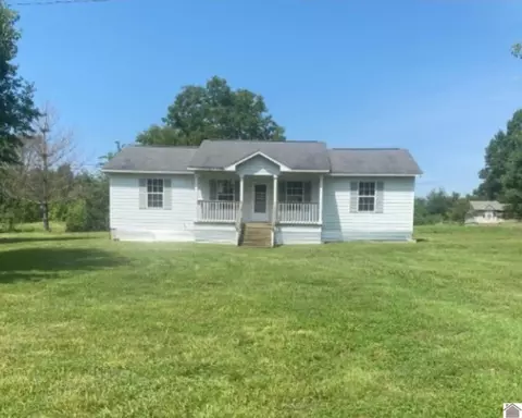 77 State Route 381, Sedalia, KY 42079