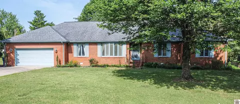 4331 Wellingborough Ln, Paducah, KY 42003