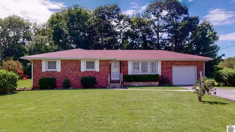 3201 Alpha Dr, Paducah, KY 42003