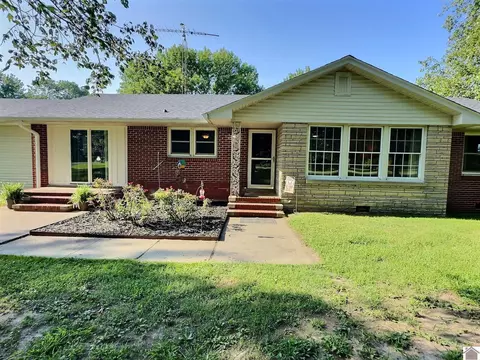 2842 St Rt 94, Murray, KY 42071