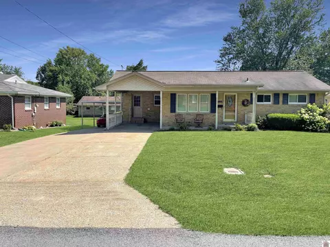 1705 Calloway Ave, Murray, KY 42071
