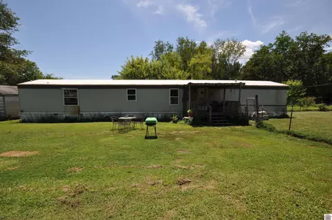 185 Oklahoma Ave, Oak Grove, KY 42262