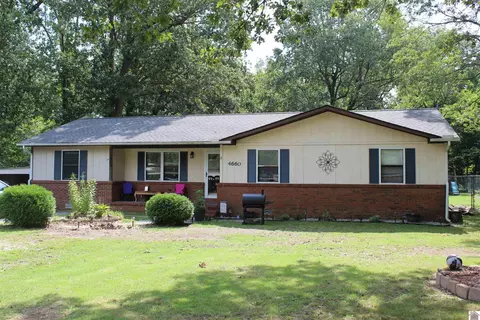 4660 Pullen Ln, Paducah, KY 42001