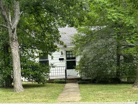 816 S 1st, Mayfield, KY 42066