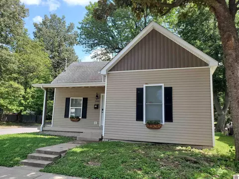 1900 Monroe, Paducah, KY 42001