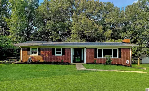 152 White Oak Ln, Calvert City, KY 42029