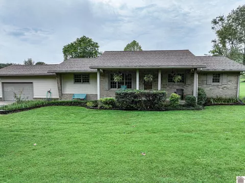 2300 Sid Darnall Rd, Benton, KY 42025