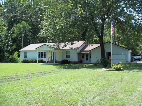 2585 John L Puryear, Paducah, KY 42003