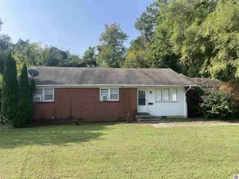 1405 Cardinal Dr, Murray, KY 42071