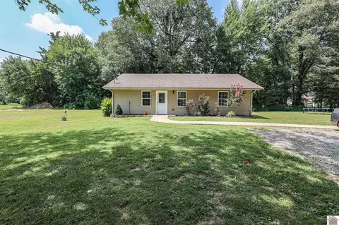 5565 Bandana Rd, Kevil, KY 42053
