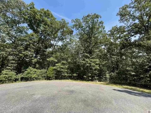 Hillview Drive, Murray, KY 42071