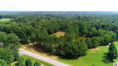 400 Little Bear Hwy, Gilbertsville, KY 42044