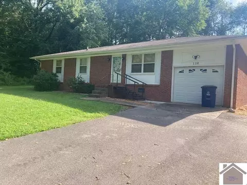 138 Trailridge Rd, Mayfield, KY 42066