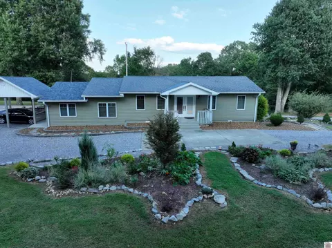 636 Siloam Rd, Cadiz, KY 42211