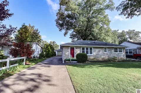 2741 Clay St, Paducah, KY 42001