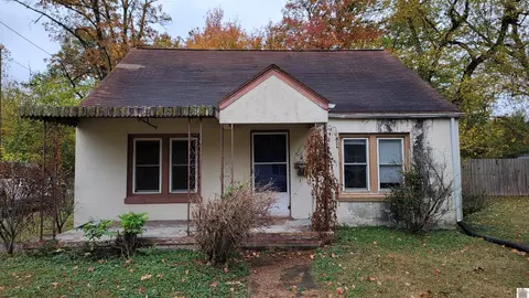 418 S 9th St, Murray, KY 42071
