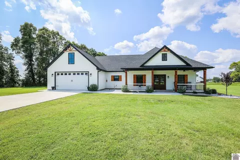 180 Jordan Dr, West Paducah, KY 42086