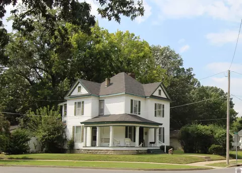 419 Fountain Ave, Paducah, KY 42001