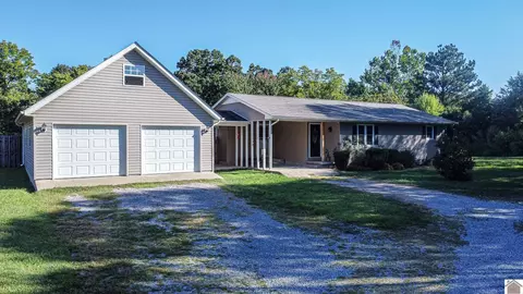 1329 Murray Hwy, Benton, KY 42025