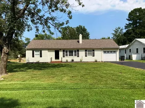 4545 Buckner Ln, Paducah, KY 42001