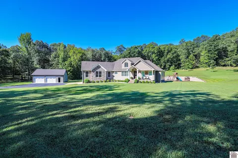 399 Dusty Trail Rd, Benton, KY 42025