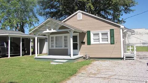 301 13th St, Benton, KY 42025
