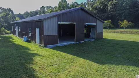 11453 State Route 93, Eddyville, KY 42038