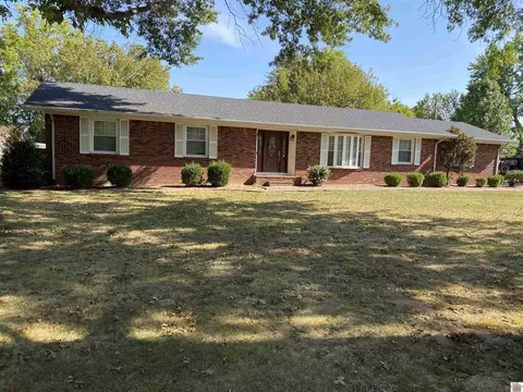 200 Stiles, Paducah, KY 42003