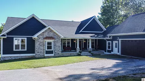 1572 Steamboat Rd, Gilbertsville, KY 42044