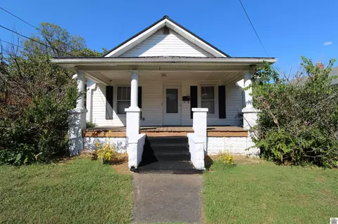 920 S 21st St, Paducah, KY 42003