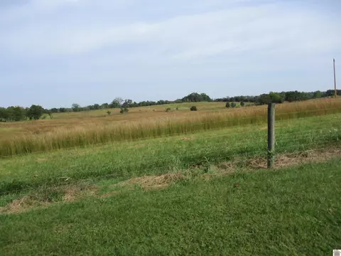 000 W Oakland Farm Rd, Cadiz, KY 42211