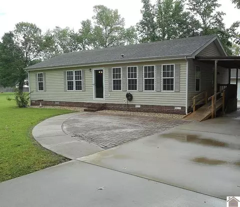 1920 Debby Dr, Paducah, KY 42003