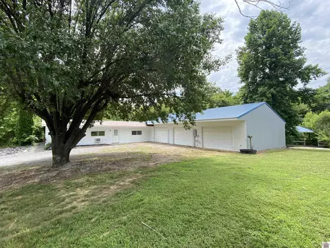 7955 Payne Rd, South Fulton, TN 38257