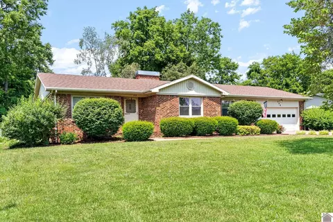 208 Adams Ave, Hopkinsville, KY 42240