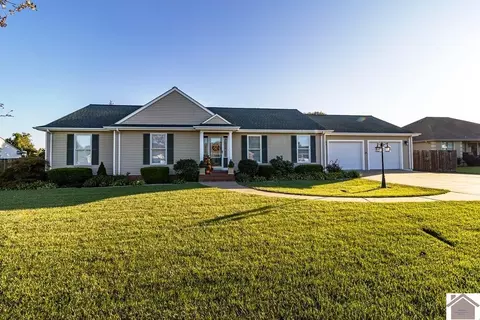 6840 Wesley Cir, West Paducah, KY 42086