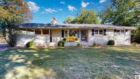 8611 E State Route 94, Murray, KY 42071 photo 1