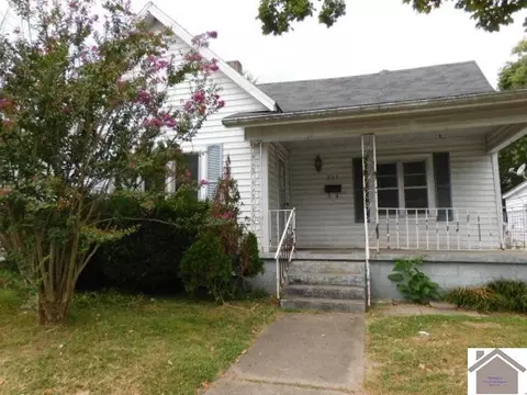 237 Ashbrook, Paducah, KY 42003