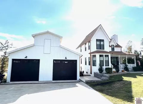 60 Enterprise Ln, Gilbertsville, KY 42044