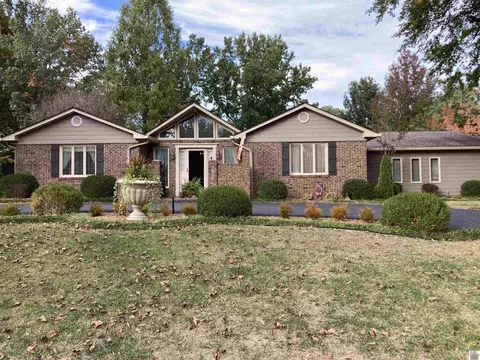 3654 Marlborough Way, Paducah, KY 42001