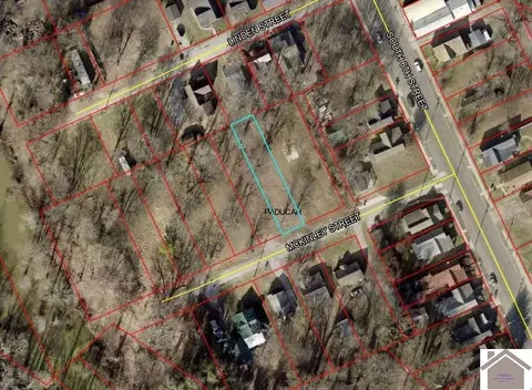 625 Mckinley St, Paducah, KY 42003