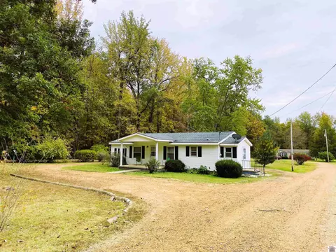 1312 Starr Hill Rd, Paducah, KY 42003